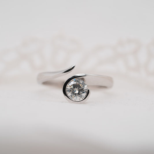 The Sidonie Ring | Contemporary Wave Lab Diamond Solitaire Engagement