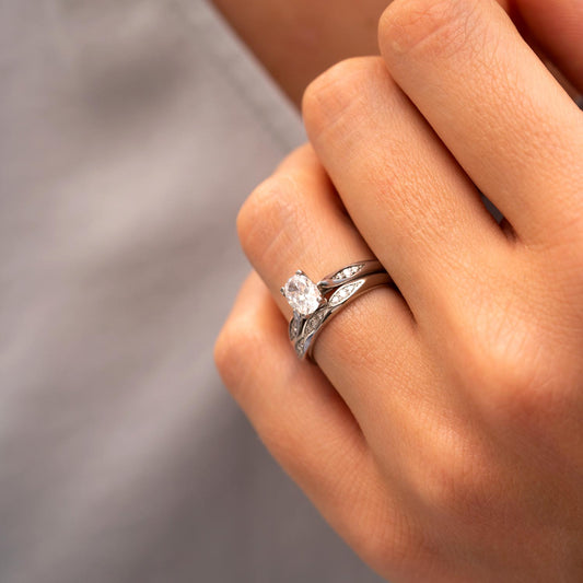 The Celia Ring | Lab Diamond Grain Set Wave Wedding