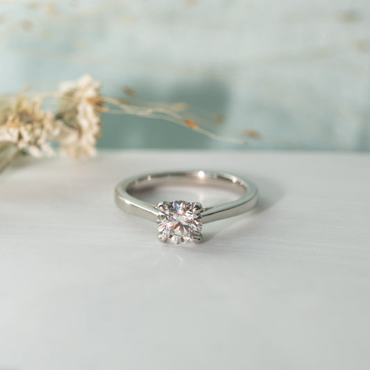 The Kae Ring | Round Cut Lab Diamond Petite Engagement Solitaire