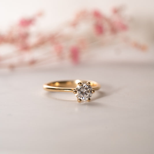 The Sissy Ring | Round Moissanite Petite Six Claw Engagement Solitaire