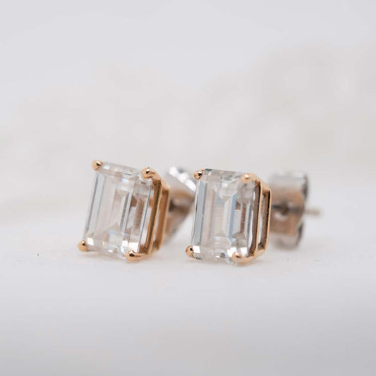 The Hebe Earrings | Emerald Lab Diamond Classic Solitaire Studs