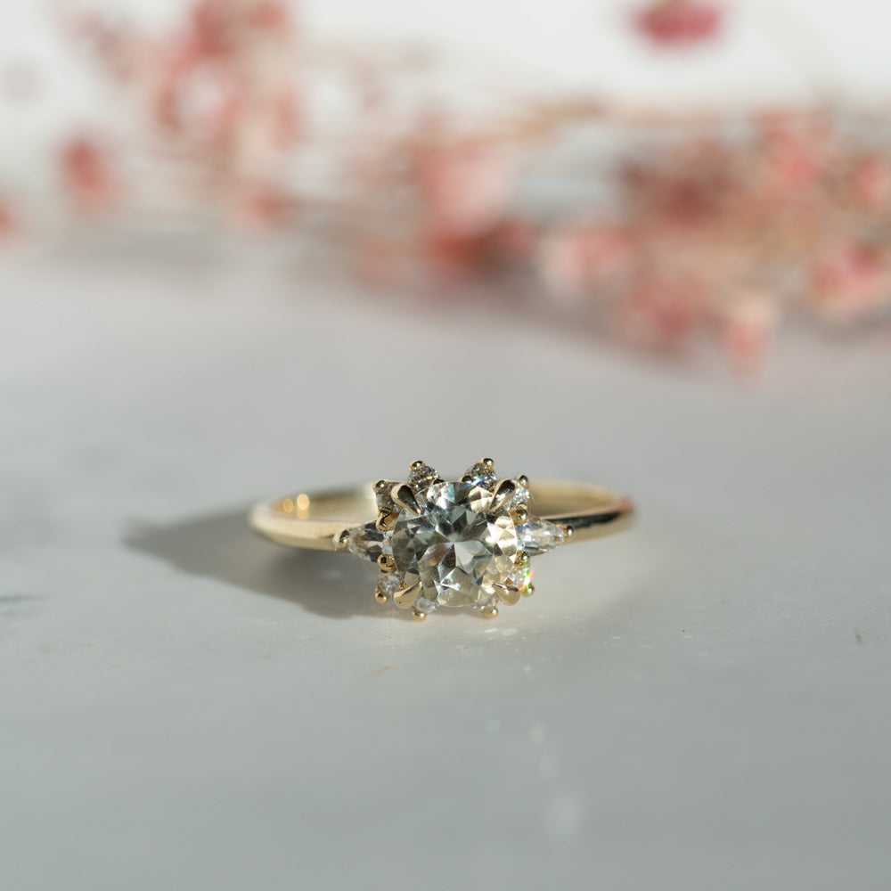 The Karensa Ring | VS1 D-E Lab Diamonds. Ethical Gemstone. 100% Recycled 9k Gold Halo