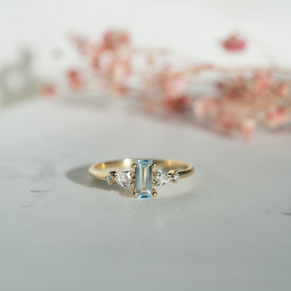 The Morvoren Ring | VS1 D-E Lab Diamonds. Ethical Gemstone. 100% Recycled 9k Gold